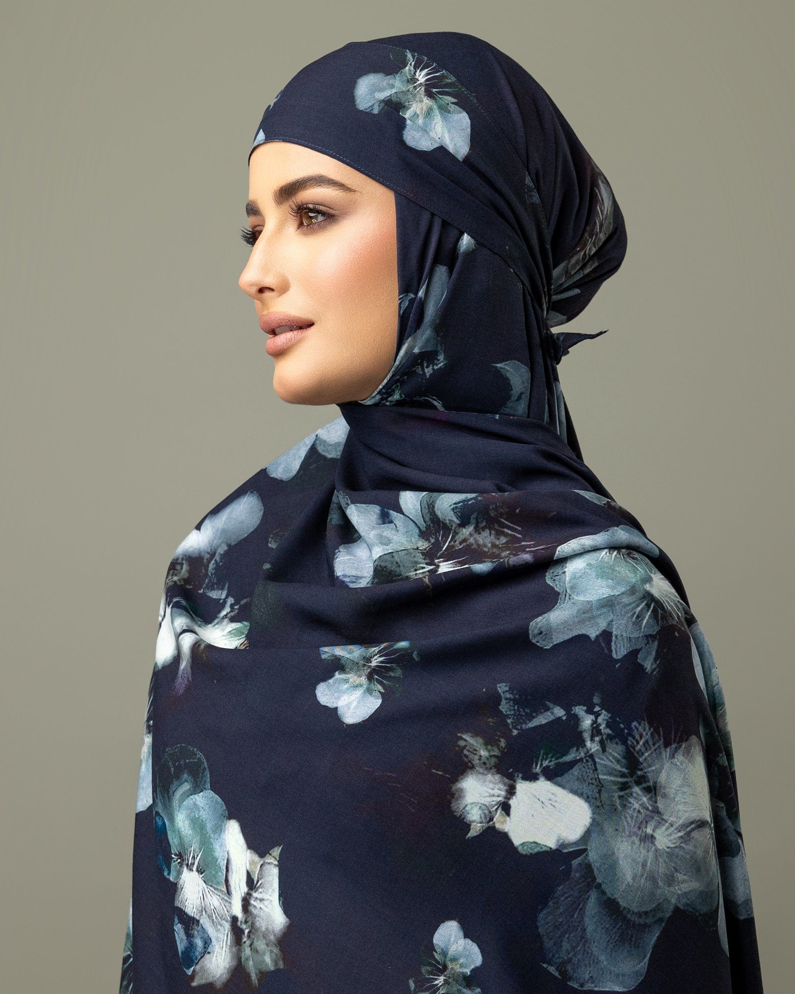 Ana Bedouin Lenzing⢠print hijab, Imaan floral, bandana hijab - HÄnm â HÄNM